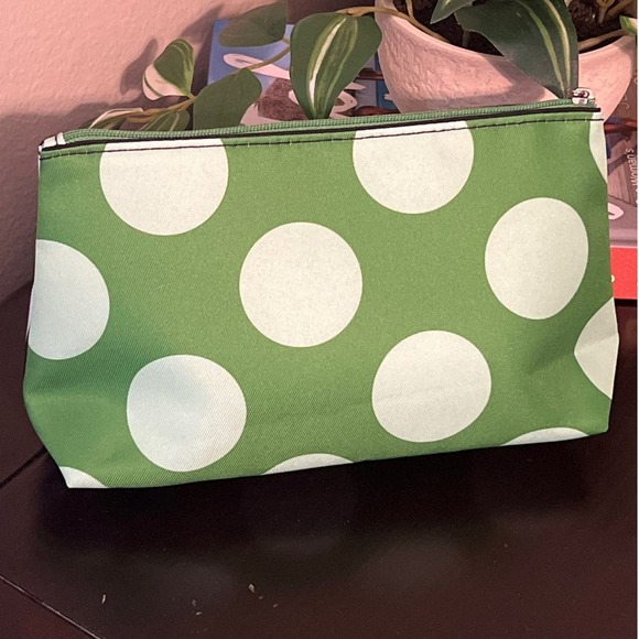 Clinique x Kate Spade Cosmetic Pouch - Picture 3 of 6